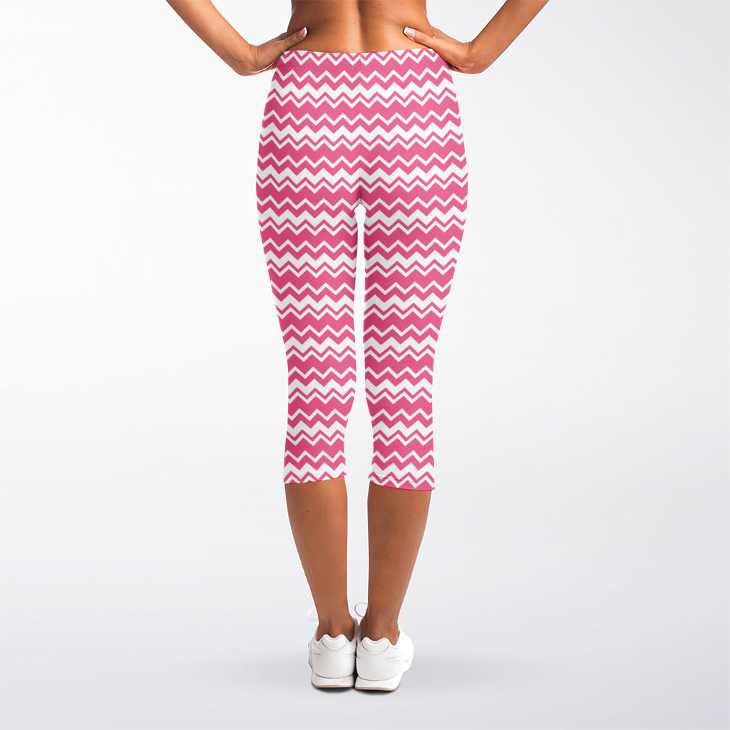 Pink And White Zigzag Pattern Print Women's Capri Leggings