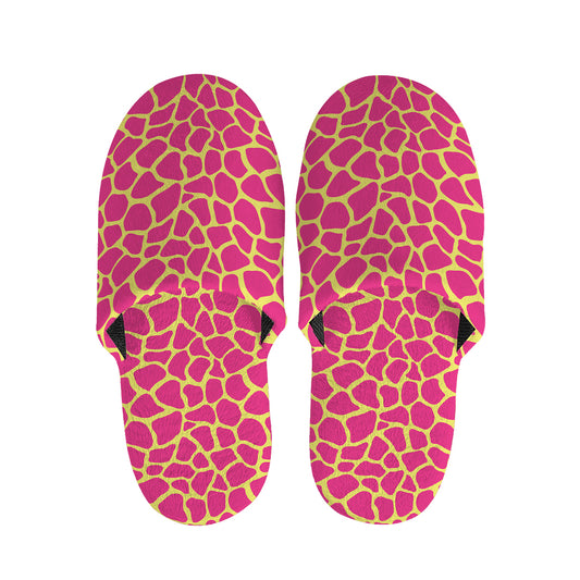 Pink And Yellow Giraffe Pattern Print Slippers