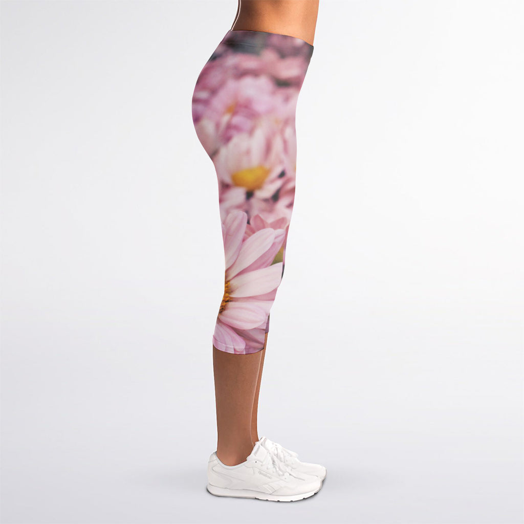 Pink Flowers Print Women's Capri Leggings