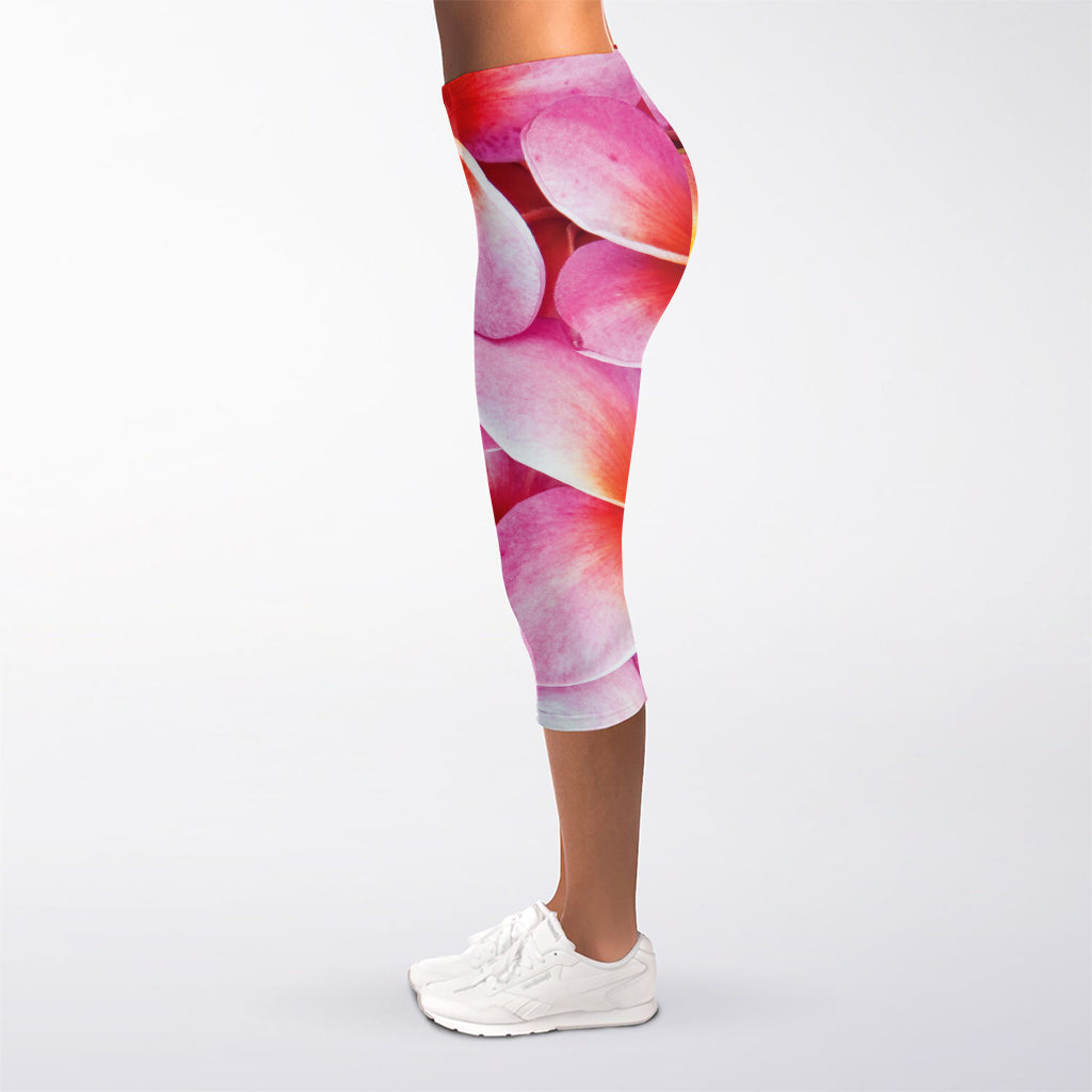 Pink Frangipani Flower Print Women's Capri Leggings