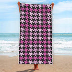 Pink Houndstooth Pattern Print Beach Towel