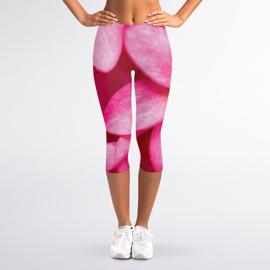 Pink Plumeria Flower Print Women's Capri Leggings