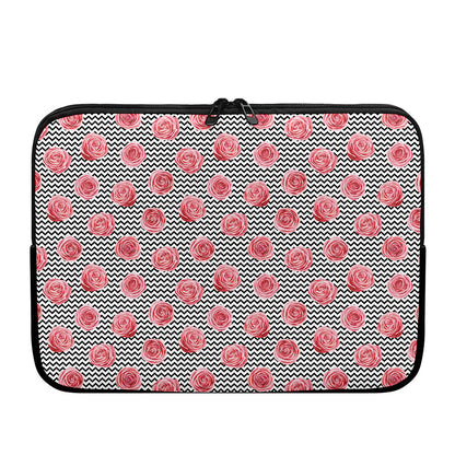 Pink Rose Zigzag Pattern Print Laptop Sleeve