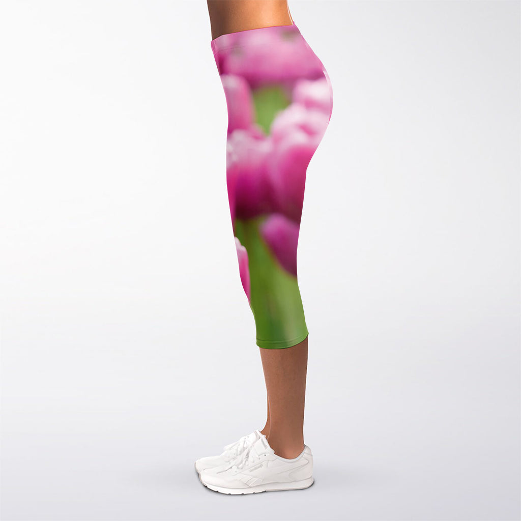 Pink Tulip Print Women's Capri Leggings