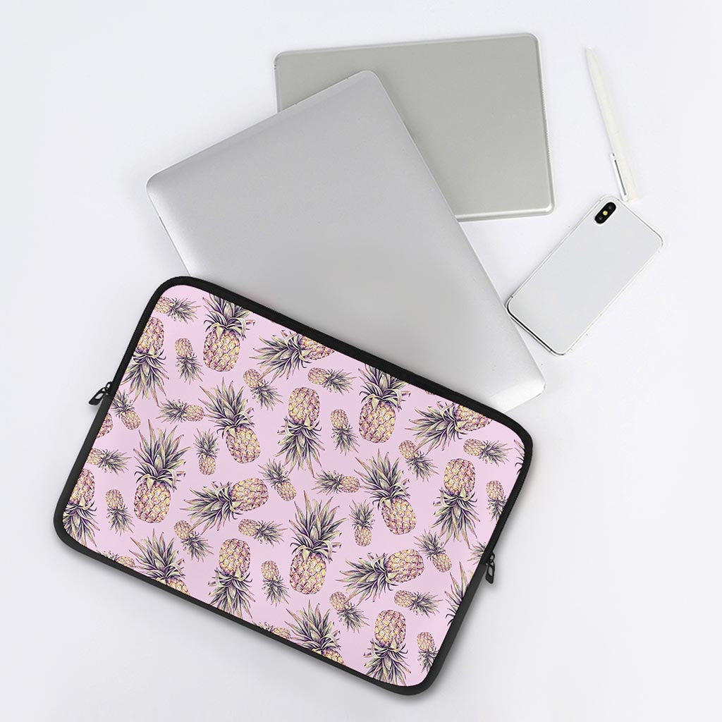 Pink Vintage Pineapple Pattern Print Laptop Sleeve