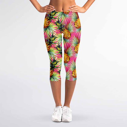 Pink Watercolor Pineapple Pattern Print Women's Capri Leggings
