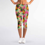 Pink Watercolor Pineapple Pattern Print Women's Capri Leggings