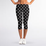 Pirate Skull Symbol Pattern Print Women's Capri Leggings