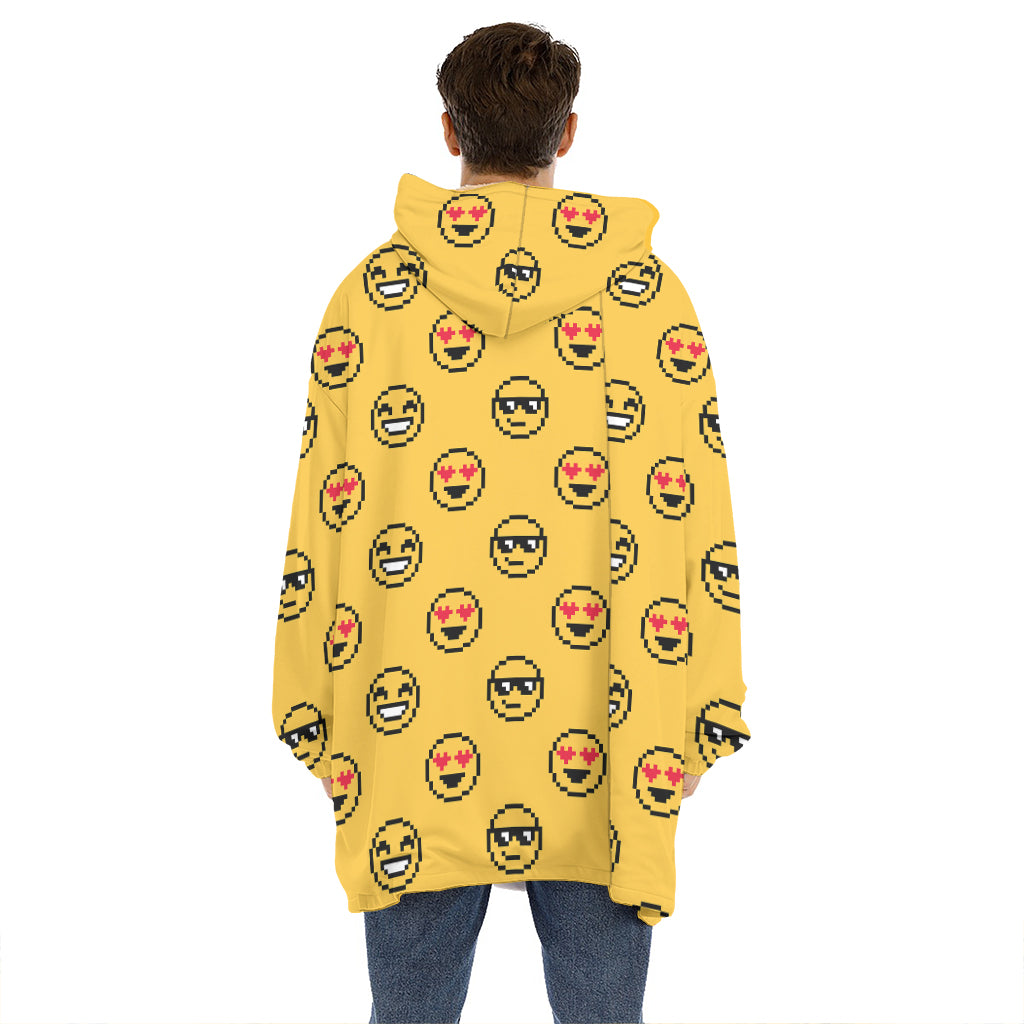 Pixel Emoji Pattern Print Hoodie Blanket