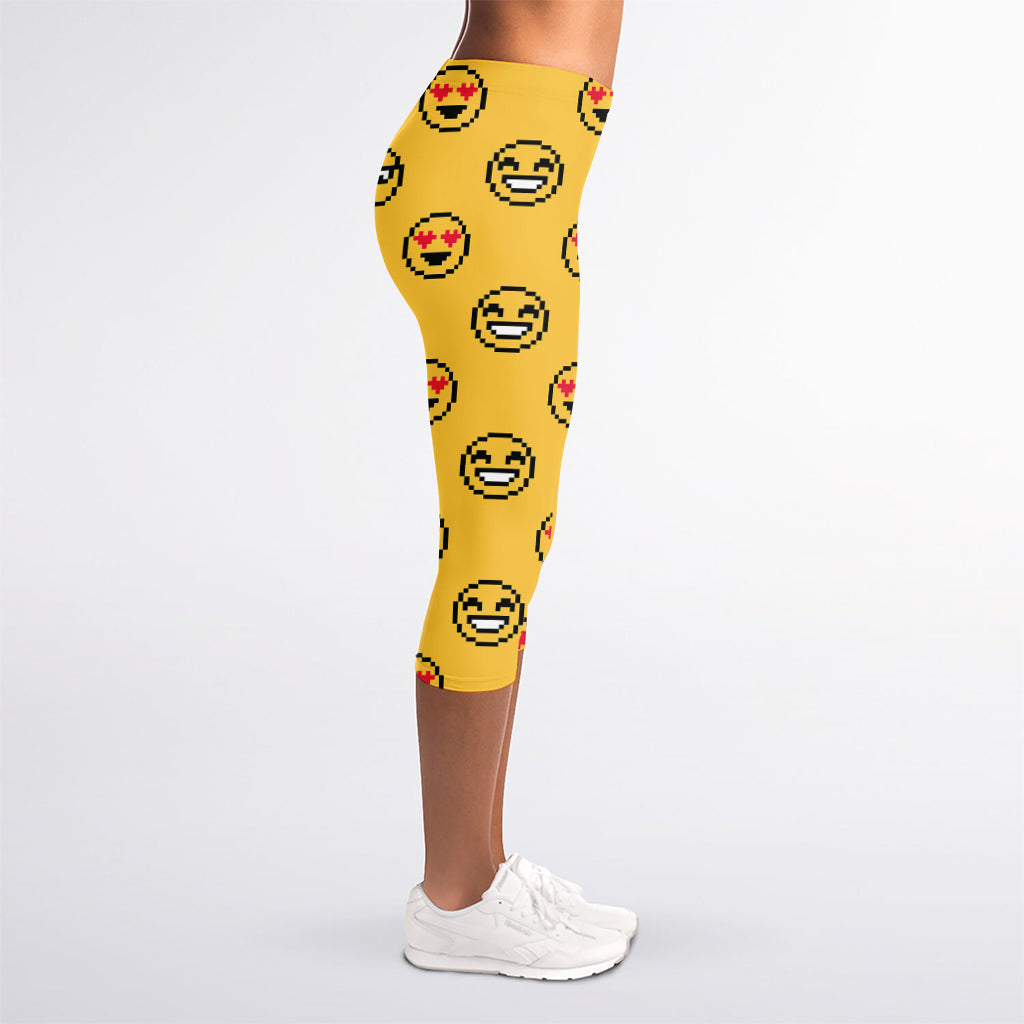 Pixel Emoji Pattern Print Women's Capri Leggings