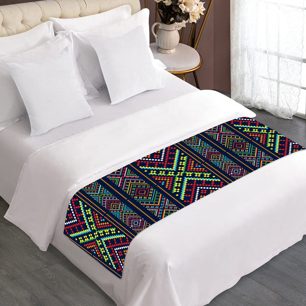 Pixel Ethnic Pattern Print Bed Runner