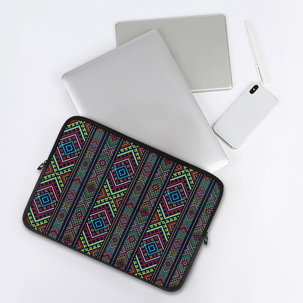 Pixel Ethnic Pattern Print Laptop Sleeve
