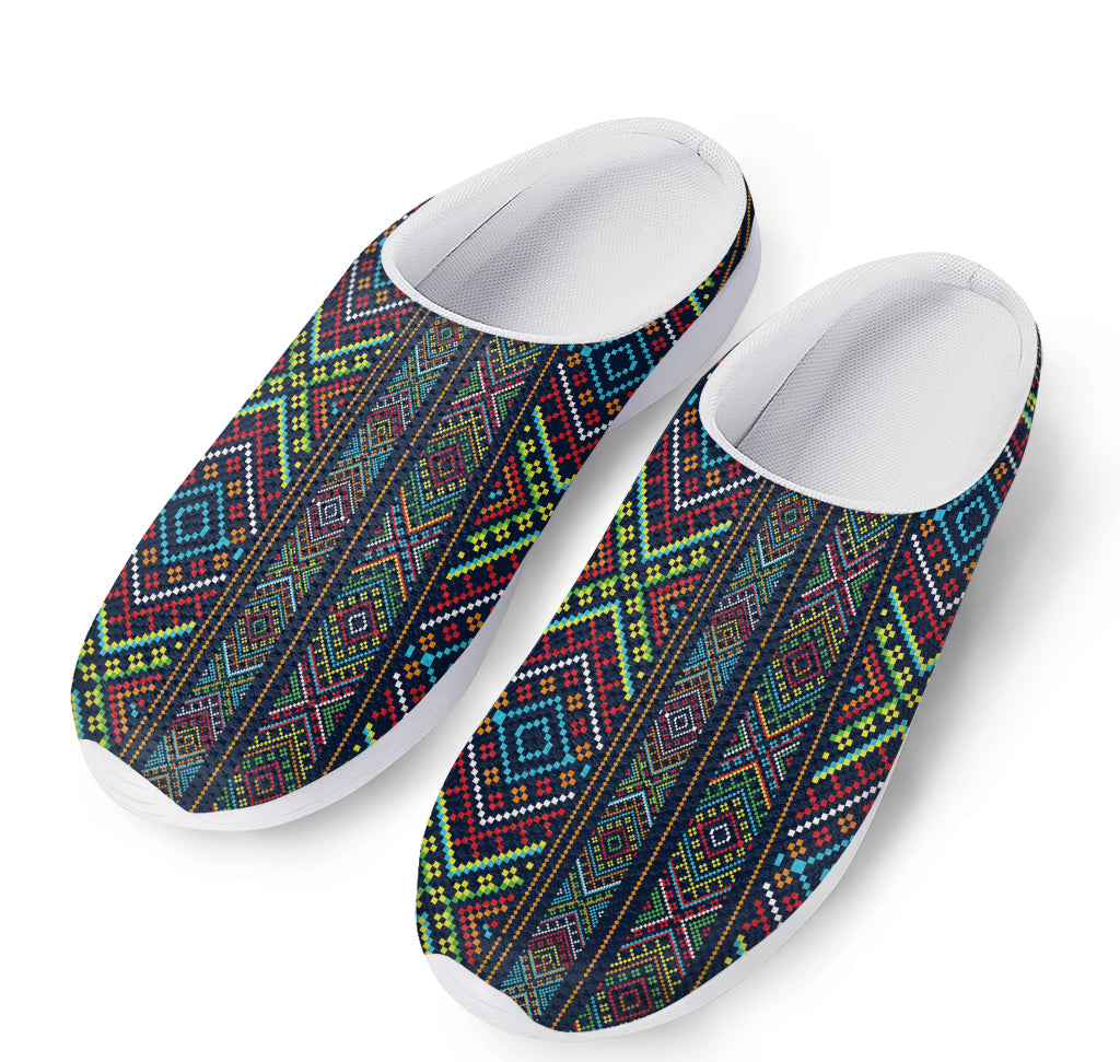 Pixel Ethnic Pattern Print Mesh Casual Shoes