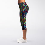 Pixel Ethnic Pattern Print Women's Capri Leggings