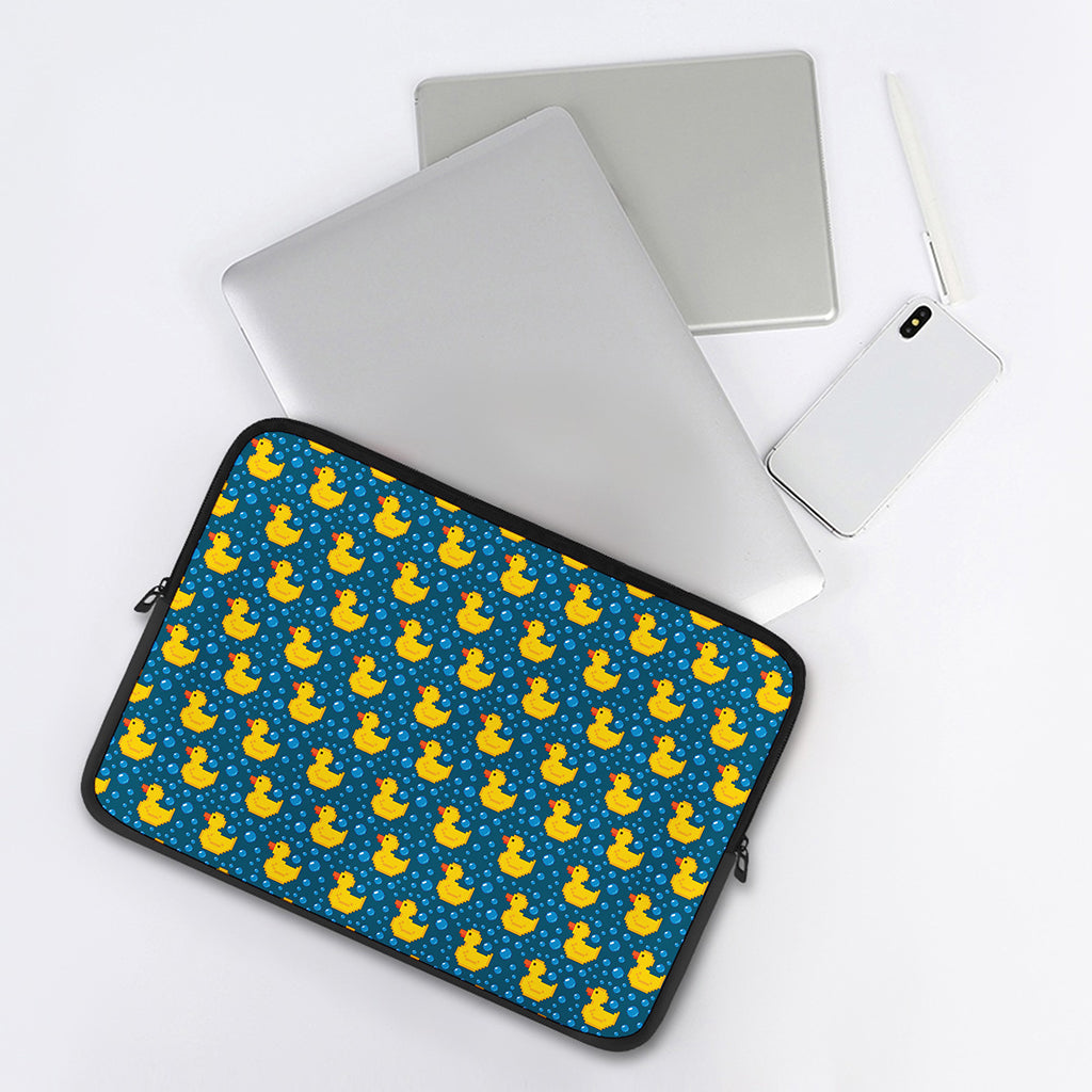 Pixel Rubber Duck Pattern Print Laptop Sleeve