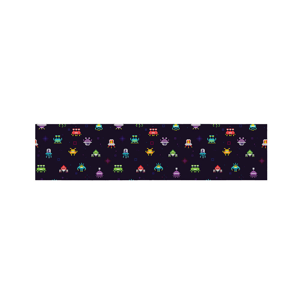 Pixel UFO Aliens Pattern Print Bed Runner