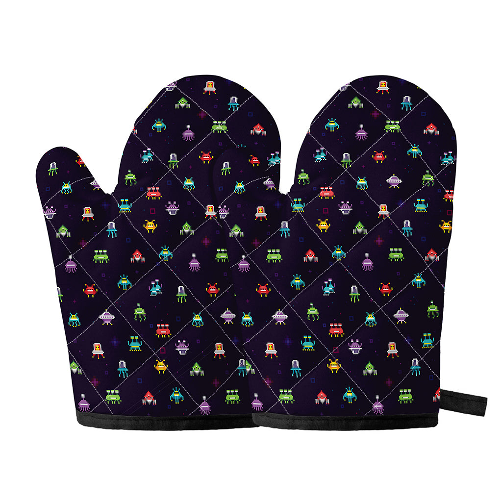Pixel UFO Aliens Pattern Print Oven Mitts
