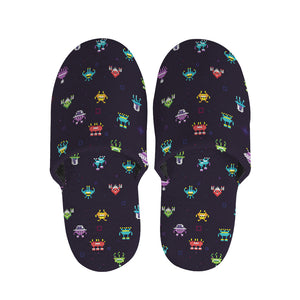 Pixel UFO Aliens Pattern Print Slippers