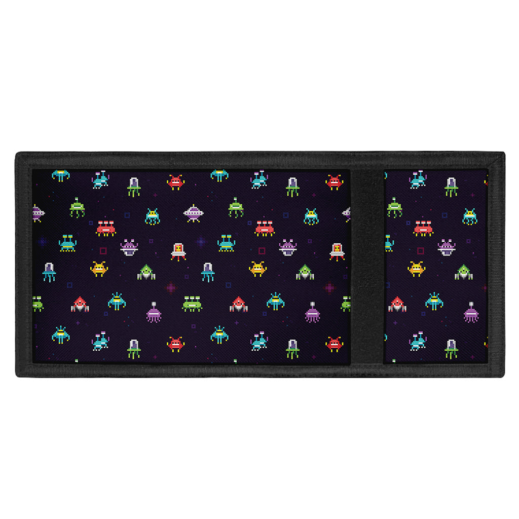 Pixel UFO Aliens Pattern Print Trifold Wallet