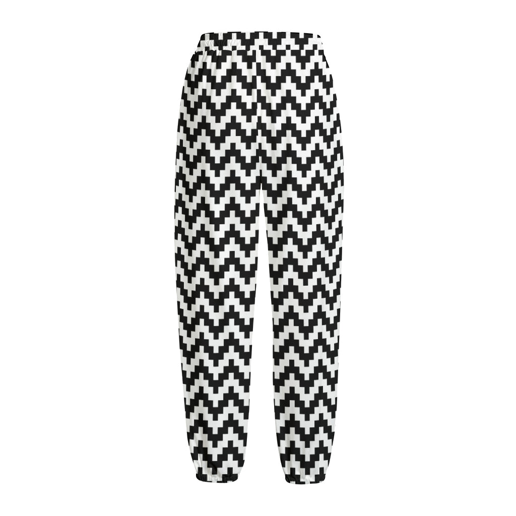 Pixel Zigzag Pattern Print Fleece Lined Knit Pants