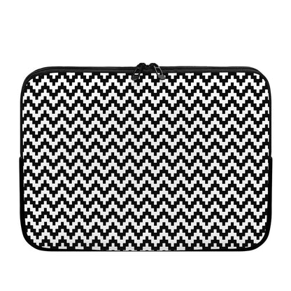 Pixel Zigzag Pattern Print Laptop Sleeve