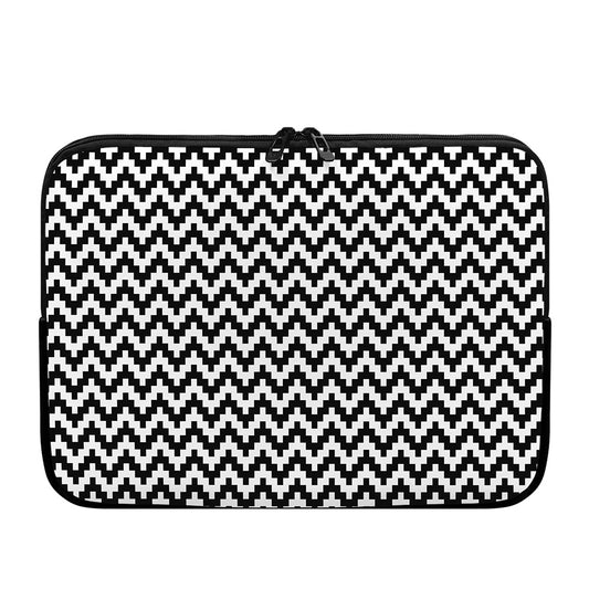 Pixel Zigzag Pattern Print Laptop Sleeve