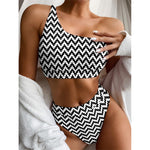 Pixel Zigzag Pattern Print One Shoulder Bikini Top