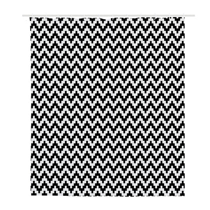 Pixel Zigzag Pattern Print Polyester Shower Curtain