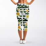 Plumeria Flower Striped Pattern Print Women's Capri Leggings