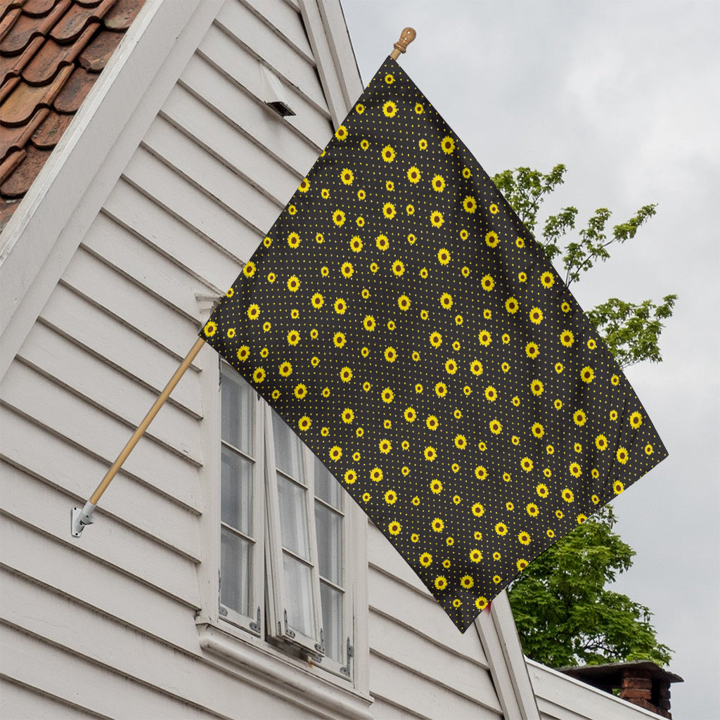 Polka Dot Sunflower Pattern Print House Flag