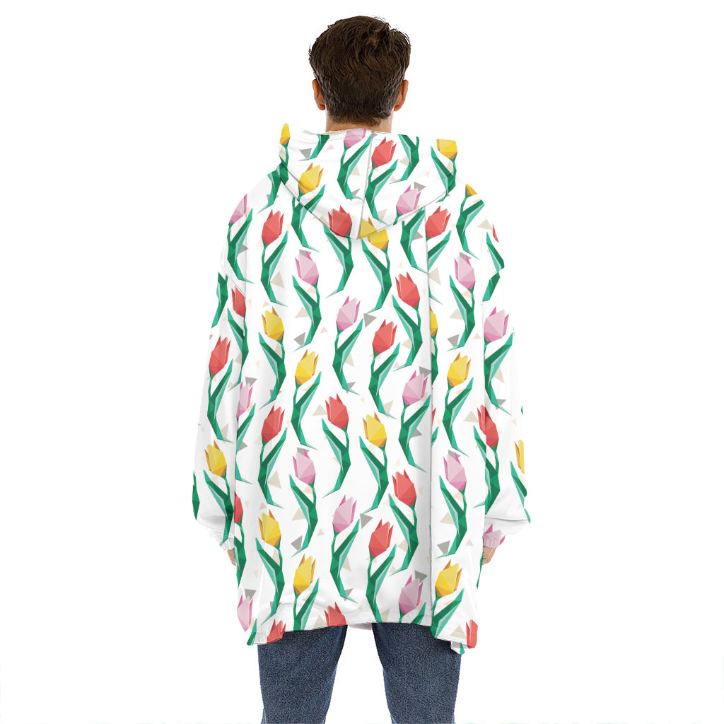 Polygon Tulip Pattern Print Hoodie Blanket