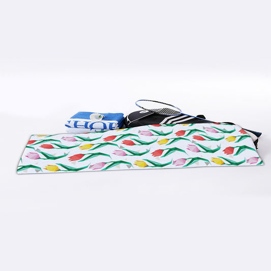 Polygon Tulip Pattern Print Sports Towel
