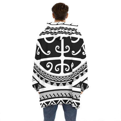 Polynesian Tribal Tattoo Pattern Print Hoodie Blanket