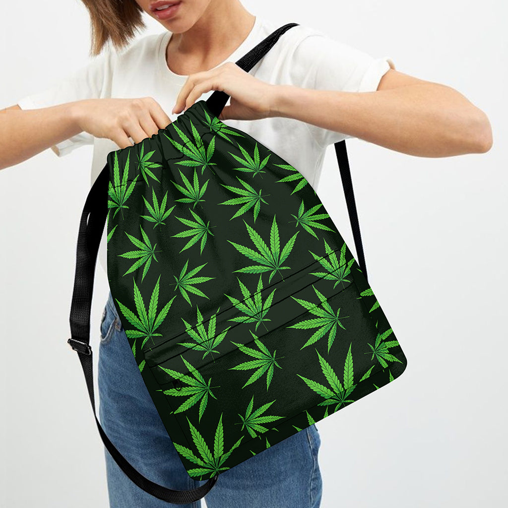 Pot Leaf Pattern Print Drawstring Backpack