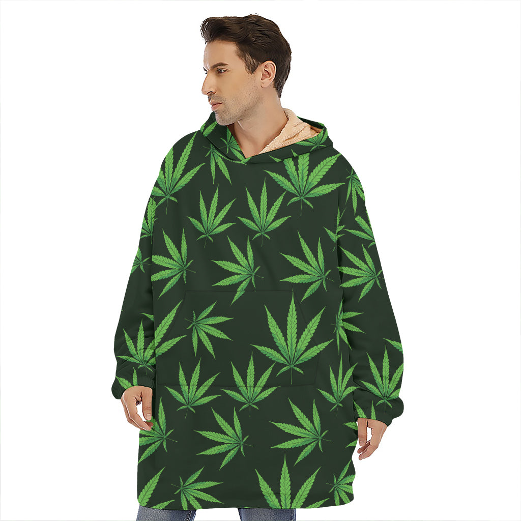 Pot Leaf Pattern Print Hoodie Blanket