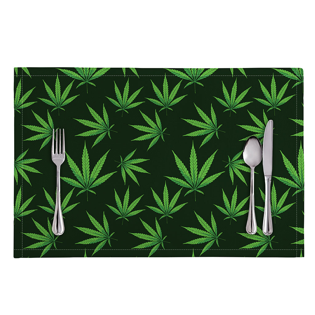 Pot Leaf Pattern Print Placemat