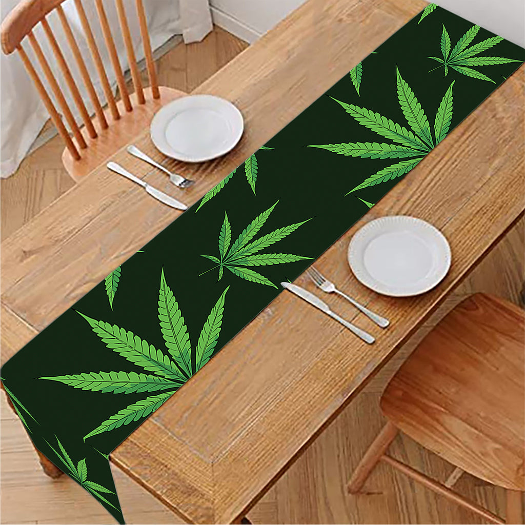 Pot Leaf Pattern Print Table Runner