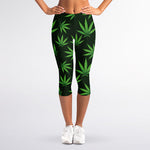 Pot Leaf Pattern Print Women's Capri Leggings