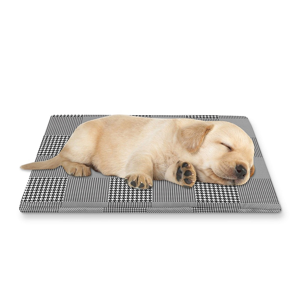Prince of Wales Check Pattern Print Pet Cooling Mat Cover