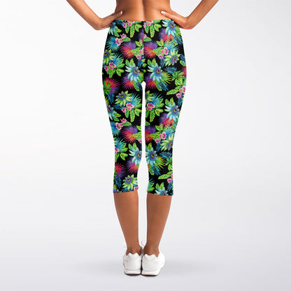 Psychedelic Hawaiian Flower Print Women's Capri Leggings