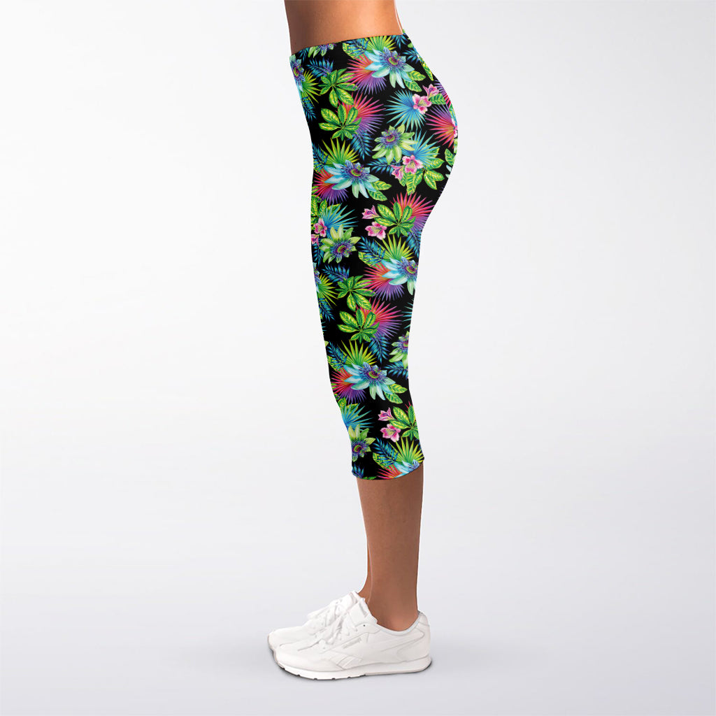 Psychedelic Hawaiian Flower Print Women's Capri Leggings