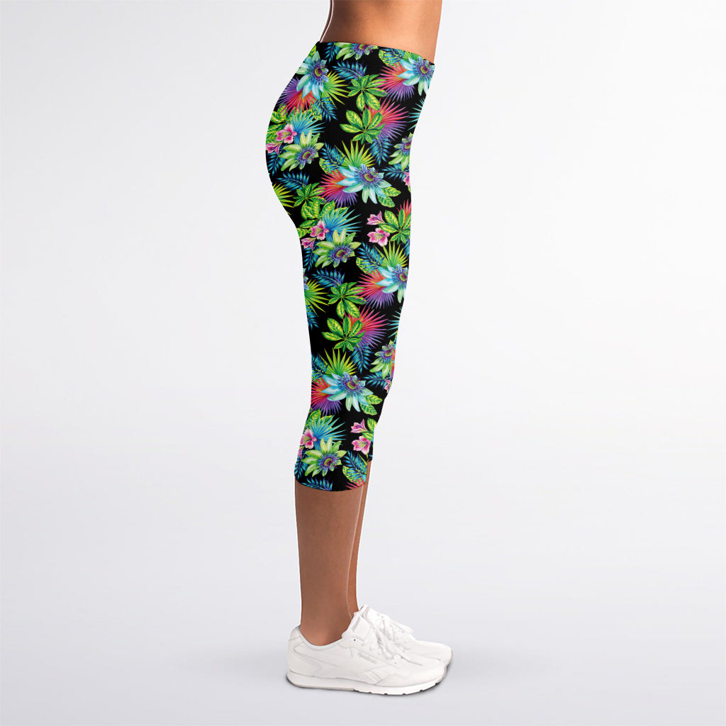 Psychedelic Hawaiian Flower Print Women's Capri Leggings