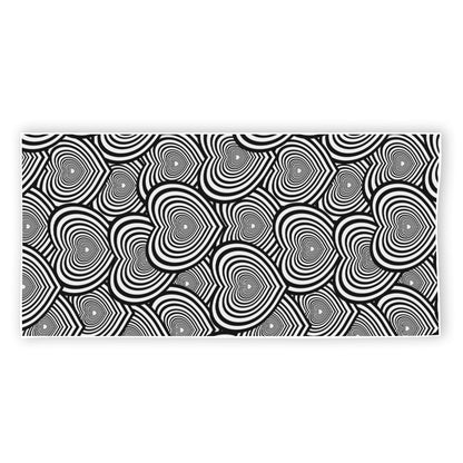 Psychedelic Heart Pattern Print Beach Towel