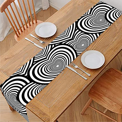 Psychedelic Heart Pattern Print Table Runner