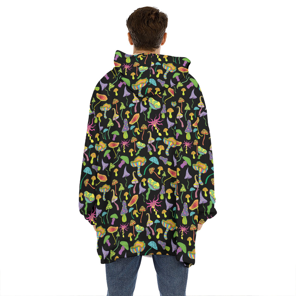 Psychedelic Mushroom Pattern Print Hoodie Blanket