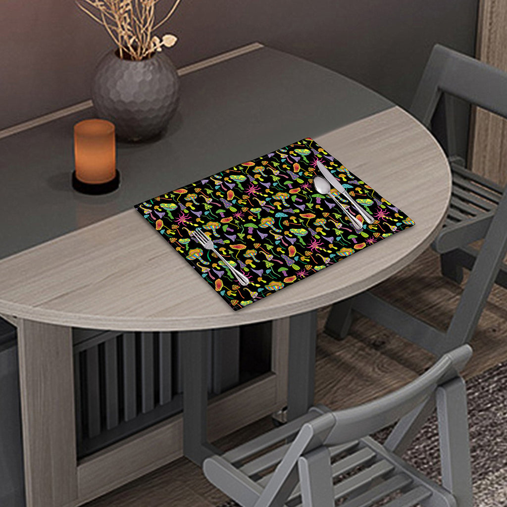 Psychedelic Mushroom Pattern Print Placemat