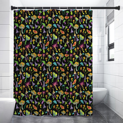 Psychedelic Mushroom Pattern Print Shower Curtain