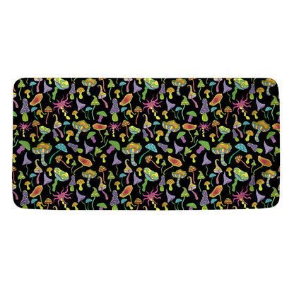 Psychedelic Mushroom Pattern Print Towel