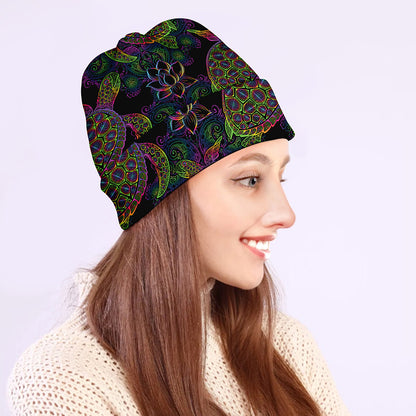 Psychedelic Sea Turtle Pattern Print Beanie