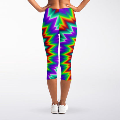 Psychedelic Spiral Optical Illusion Women's Capri Leggings
